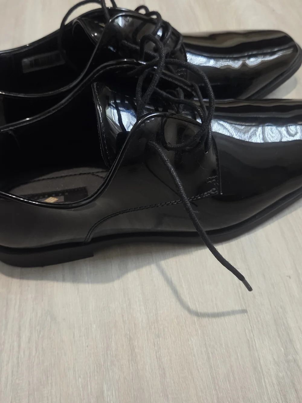 Joseph Abboud Men's Patent Leather Tuxedo Dress Shoes - Size M - Worn Once .